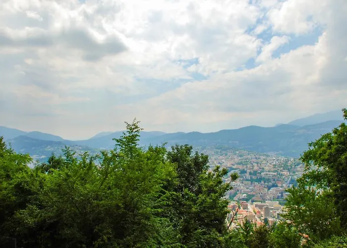 Residenza Monte Bre - Apt-002 Haus1 By Interhome